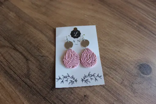 Pink Teardrop