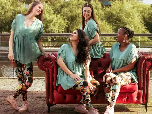 Maternity Bold Print Leggings